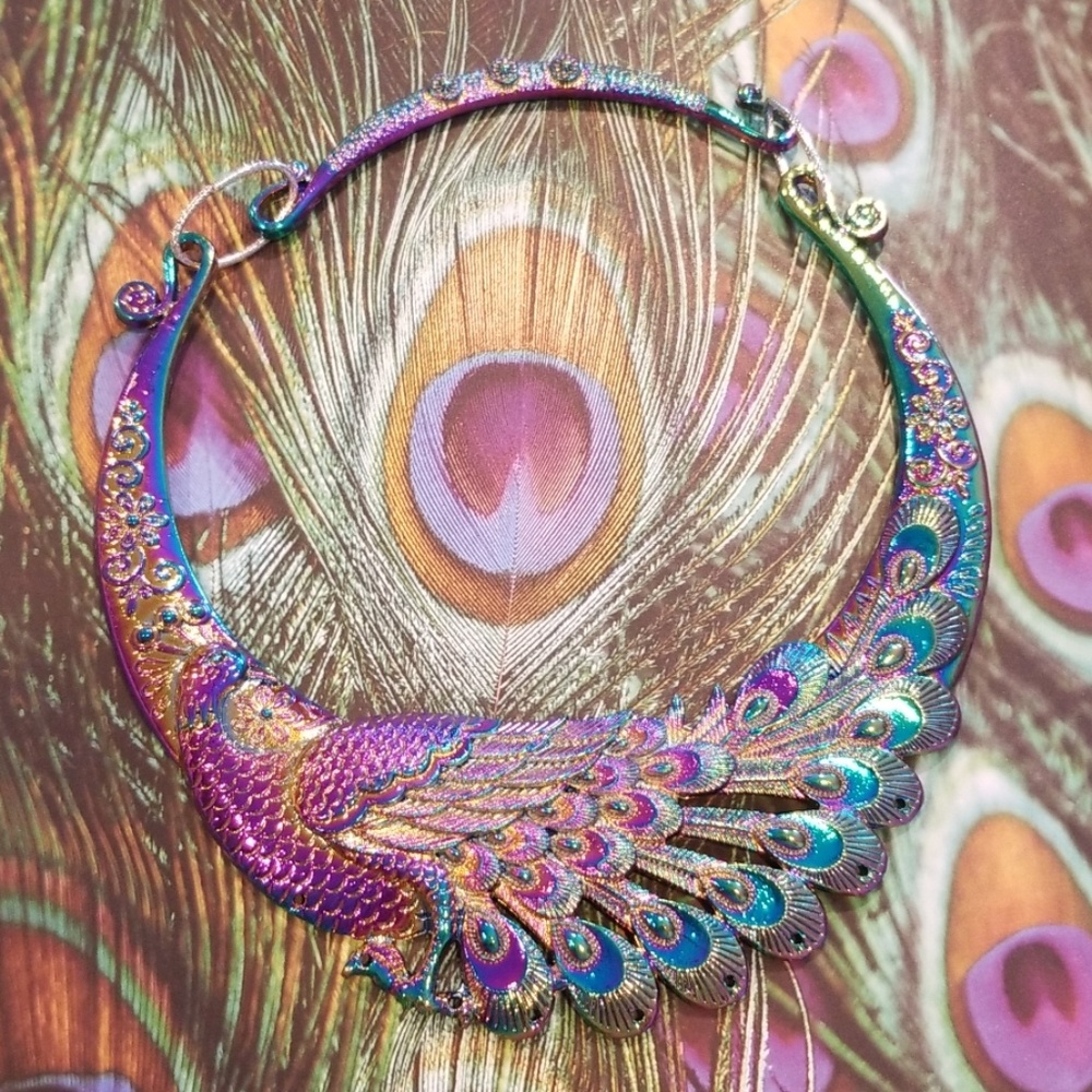Vintage Peacock Statement Necklace 🦚